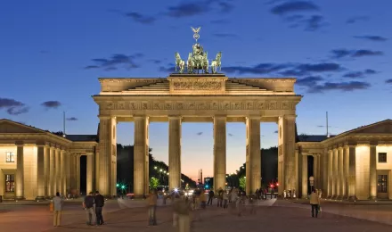 Erfolgreiche nichtchirurgische Periiimplantitistherapie